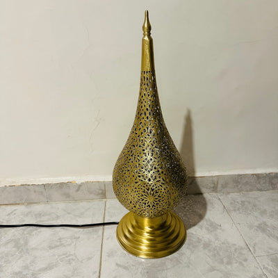 Elegant Moroccan standing Lamp – Brass with Intricate Details for Luxurious Decor