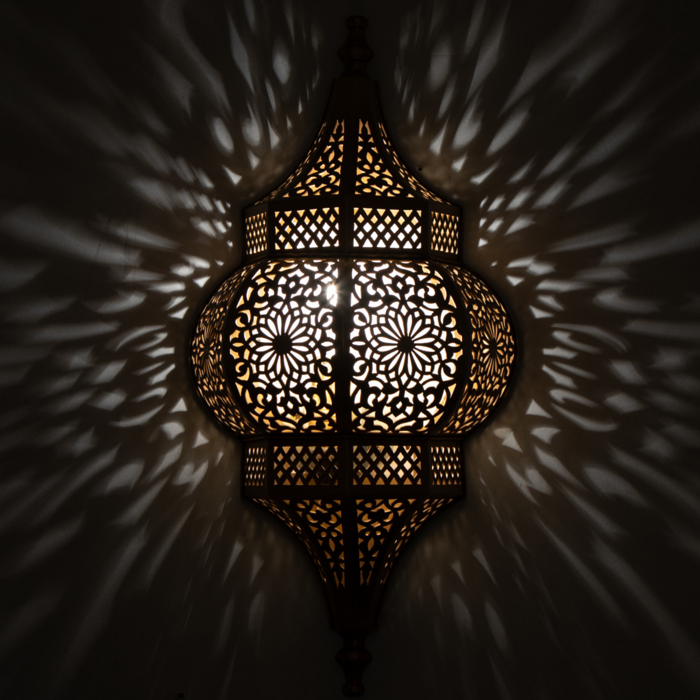 BRASS WALL SCONCE, RAYA