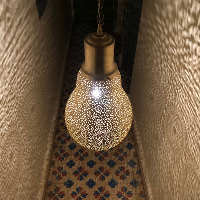 BRASS CEILING LIGHT , LIGHTBULB